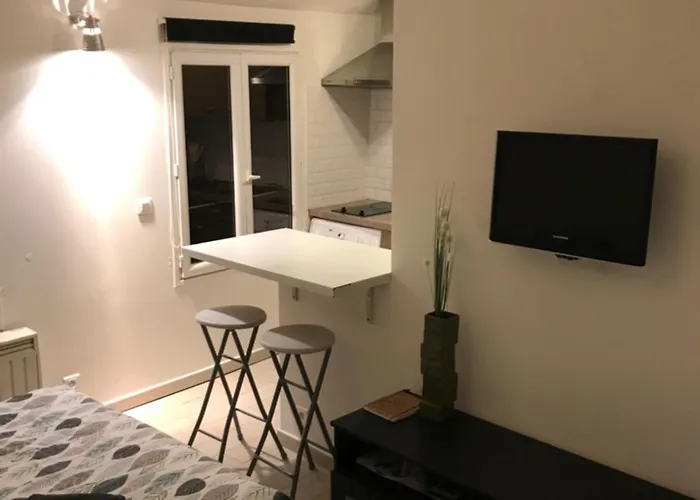 Le - Hyper Centre De - Proche Insead Apartamento *